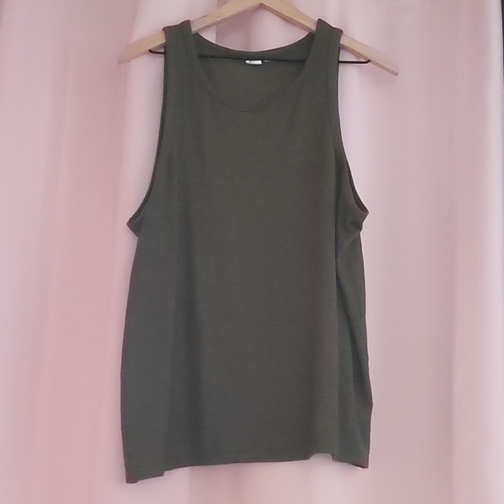GAP tank top